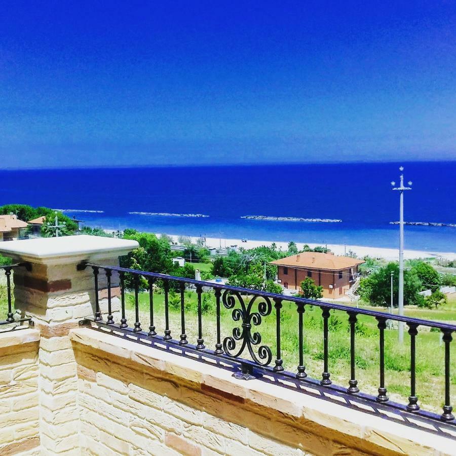 Bio Agriturismo Mare In Campagna Campofilone Екстериор снимка